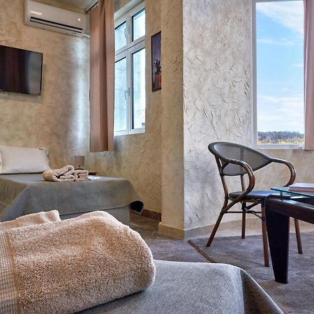 Kings View Hotel Veliko Tarnovo Kültér fotó