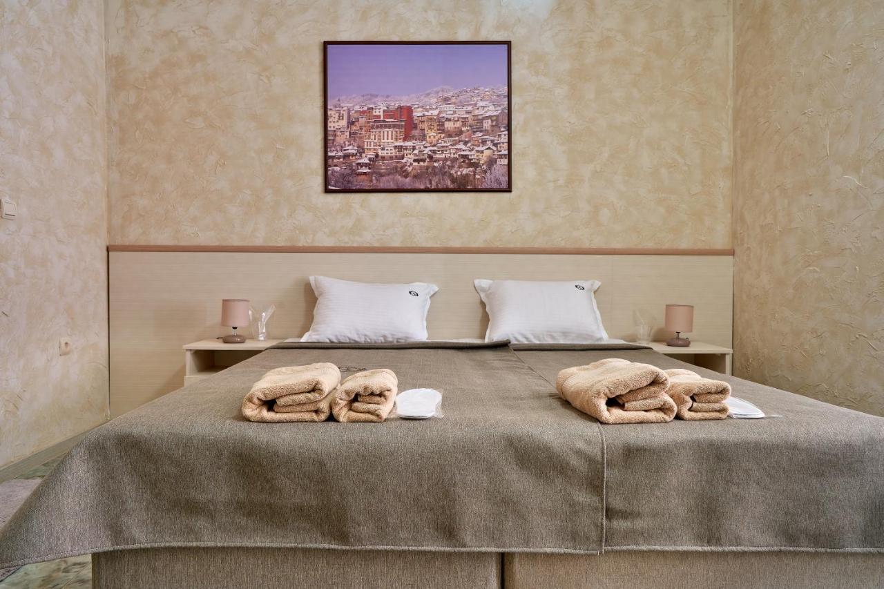 Kings View Hotel Veliko Tarnovo Kültér fotó