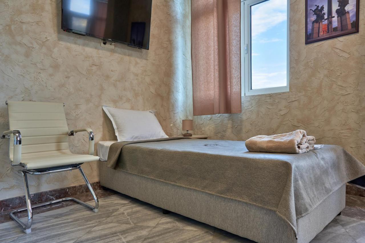 Kings View Hotel Veliko Tarnovo Kültér fotó