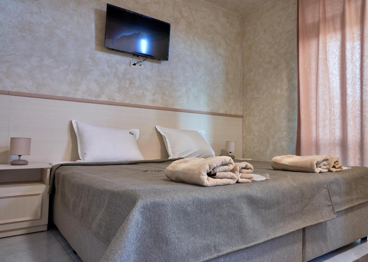 Kings View Hotel Veliko Tarnovo Kültér fotó